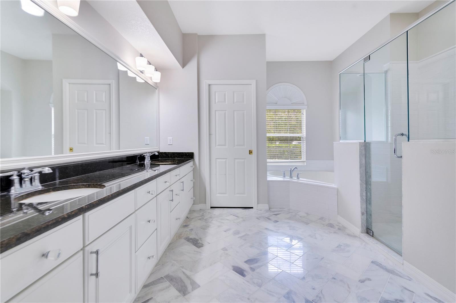 Image 13 of 33 For 10216 Trout Road