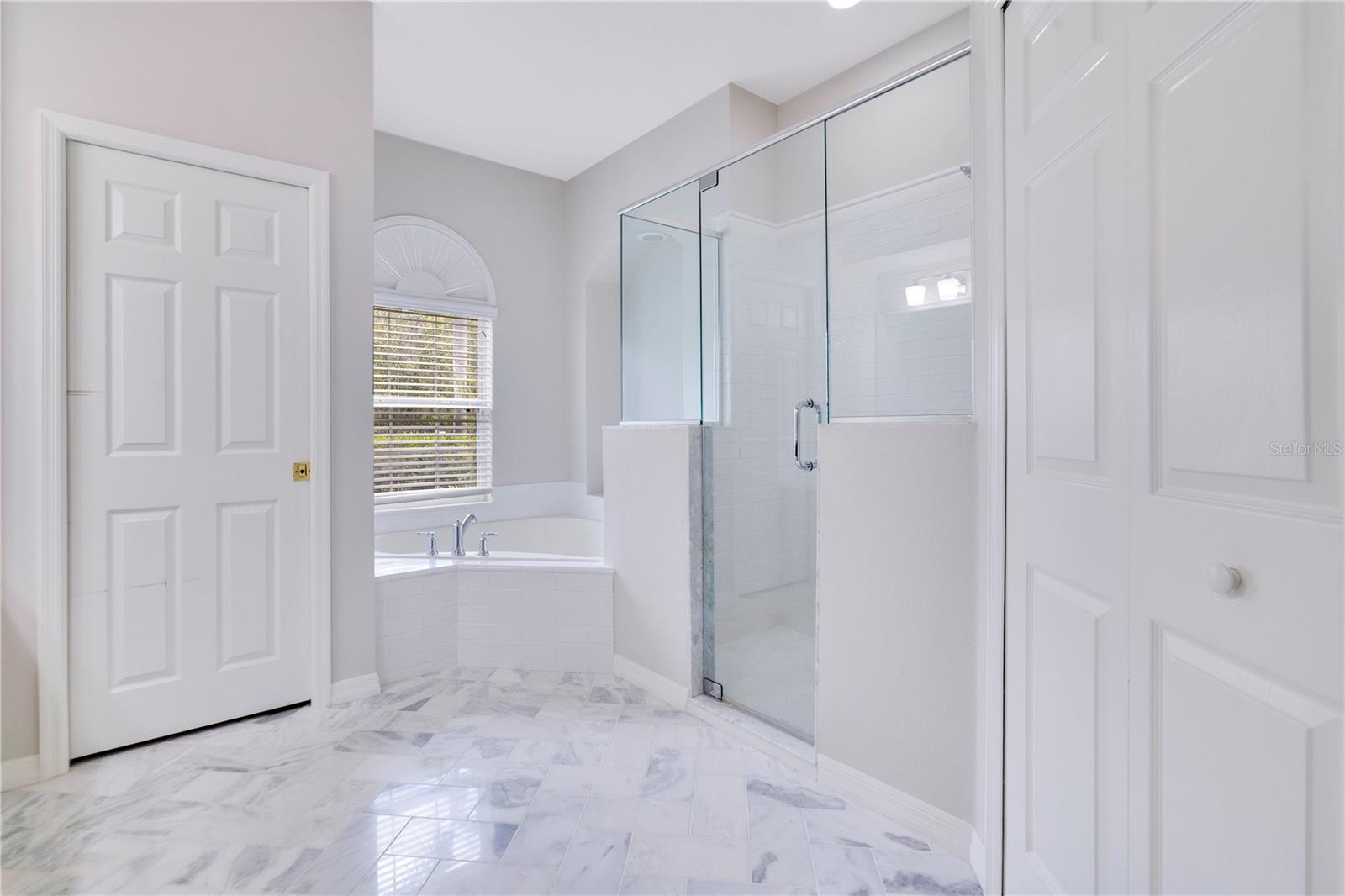 Image 14 of 33 For 10216 Trout Road