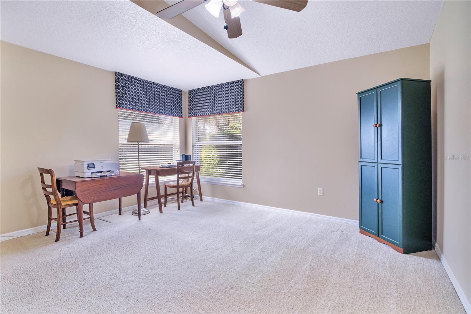 Image 17 of 33 For 10216 Trout Road