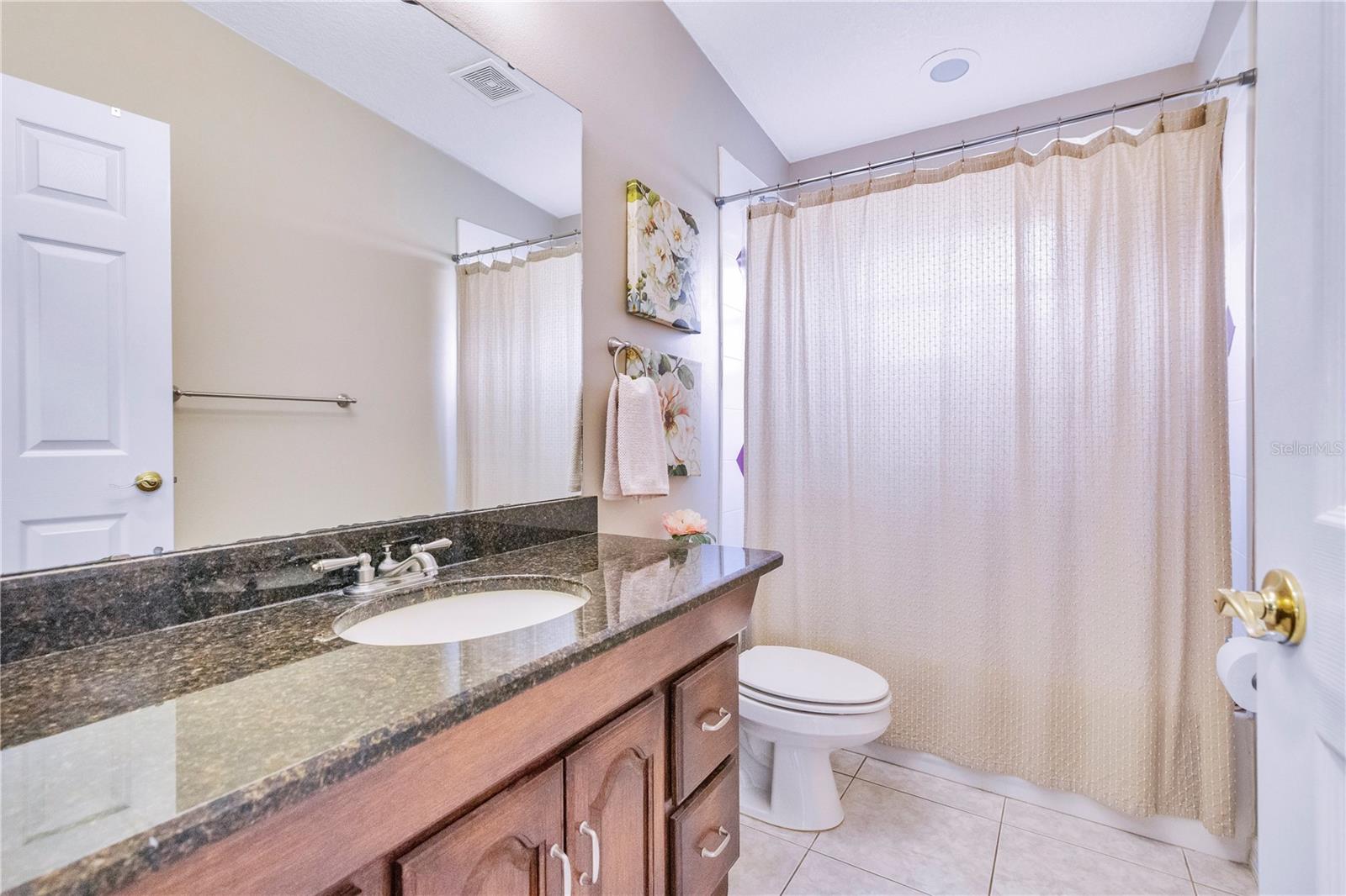 Image 18 of 33 For 10216 Trout Road