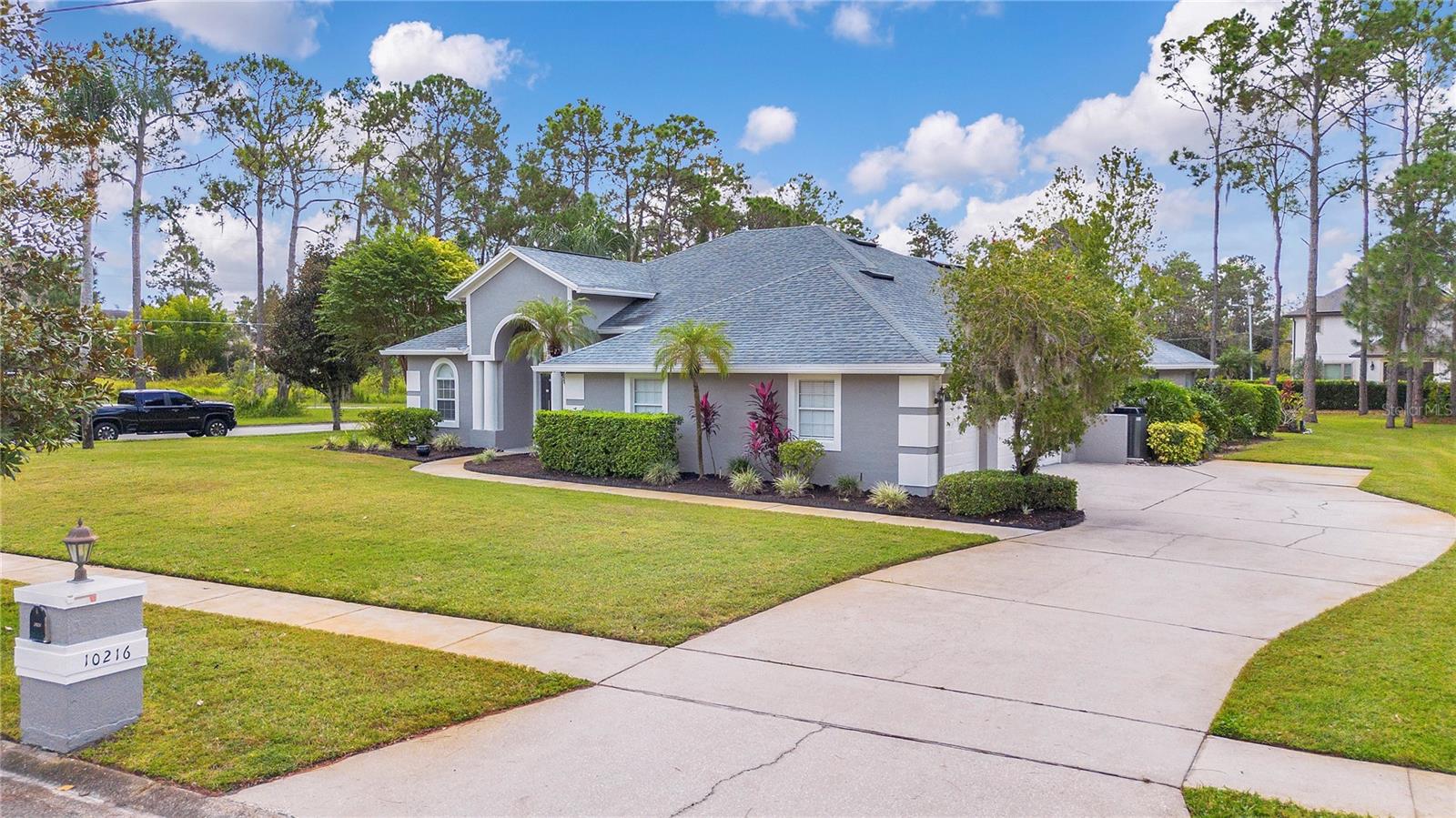 Image 3 of 33 For 10216 Trout Road