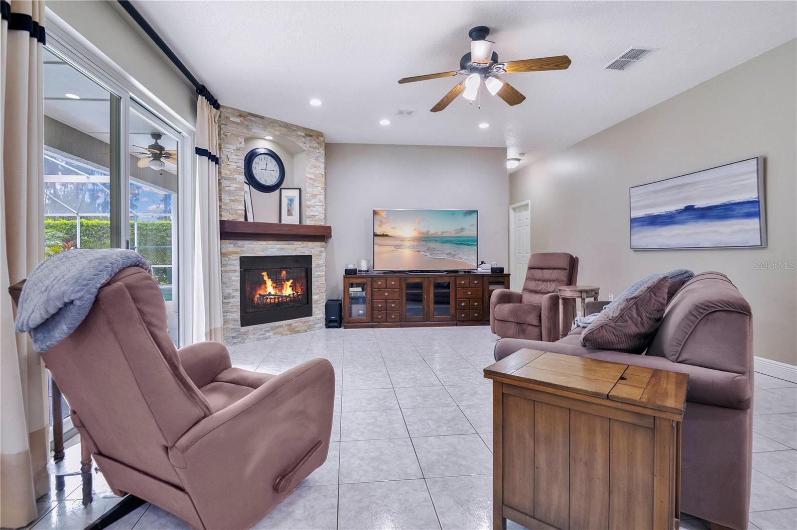 Image 9 of 33 For 10216 Trout Road