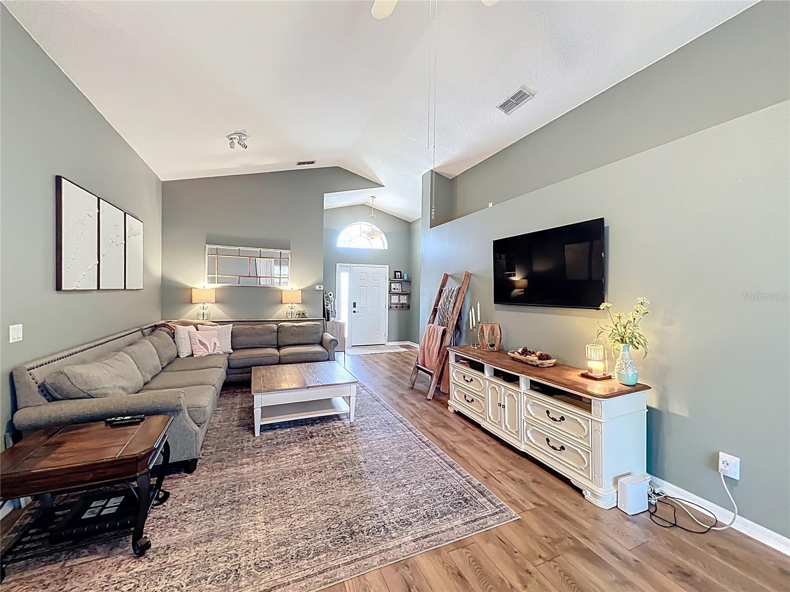 Image 11 of 44 For 2693 Bellewater Place