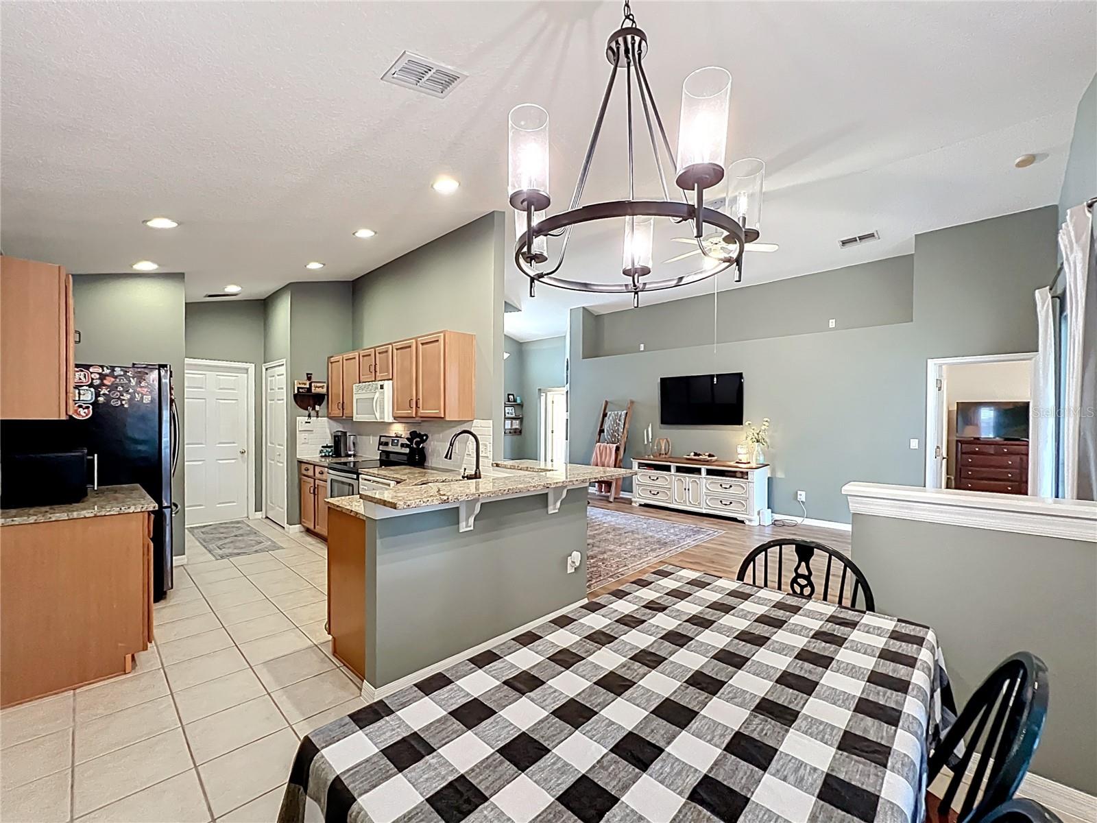 Image 16 of 44 For 2693 Bellewater Place