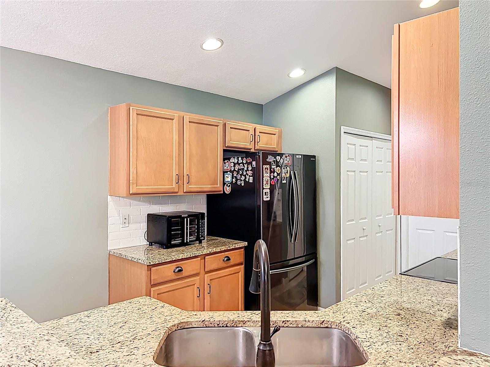 Image 17 of 44 For 2693 Bellewater Place