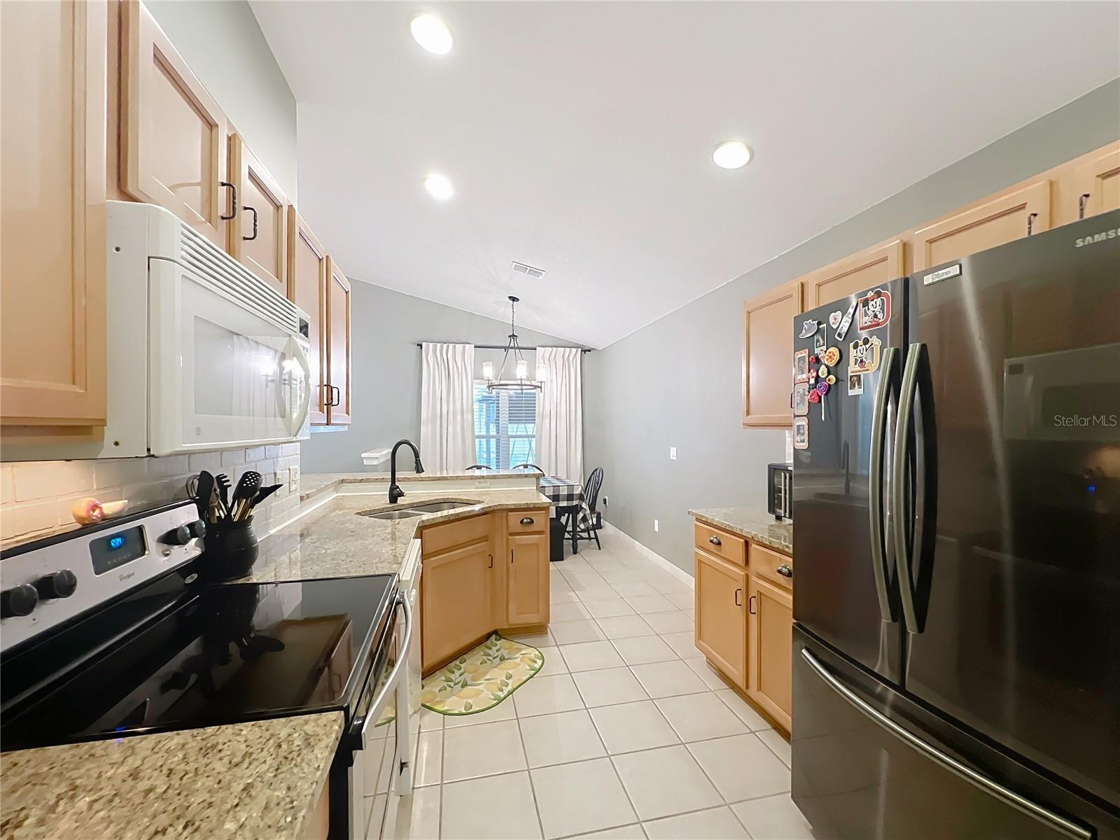 Image 21 of 44 For 2693 Bellewater Place