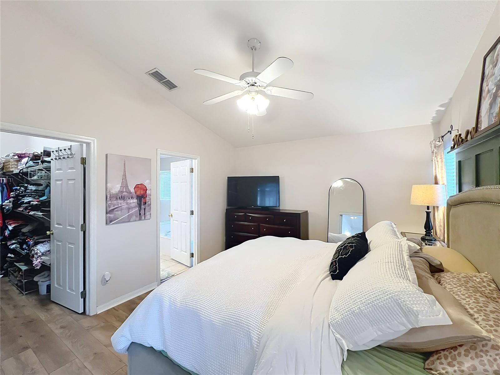 Image 26 of 44 For 2693 Bellewater Place