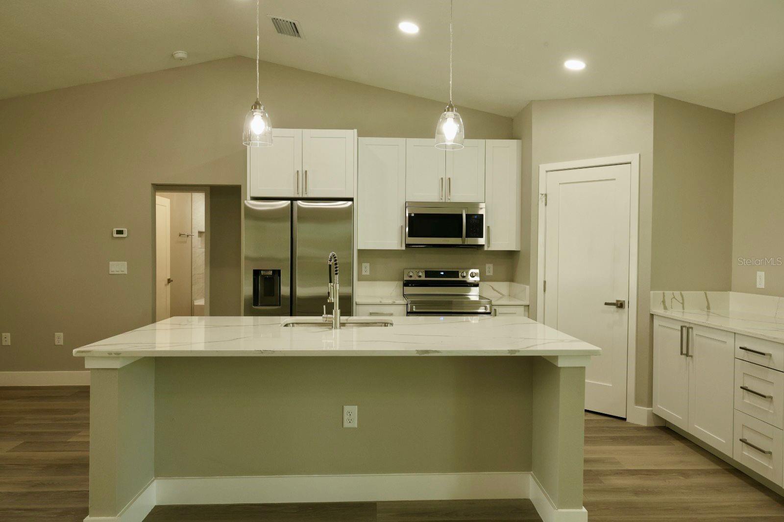 Image 3 of 17 For 15 Malauka Pass Way