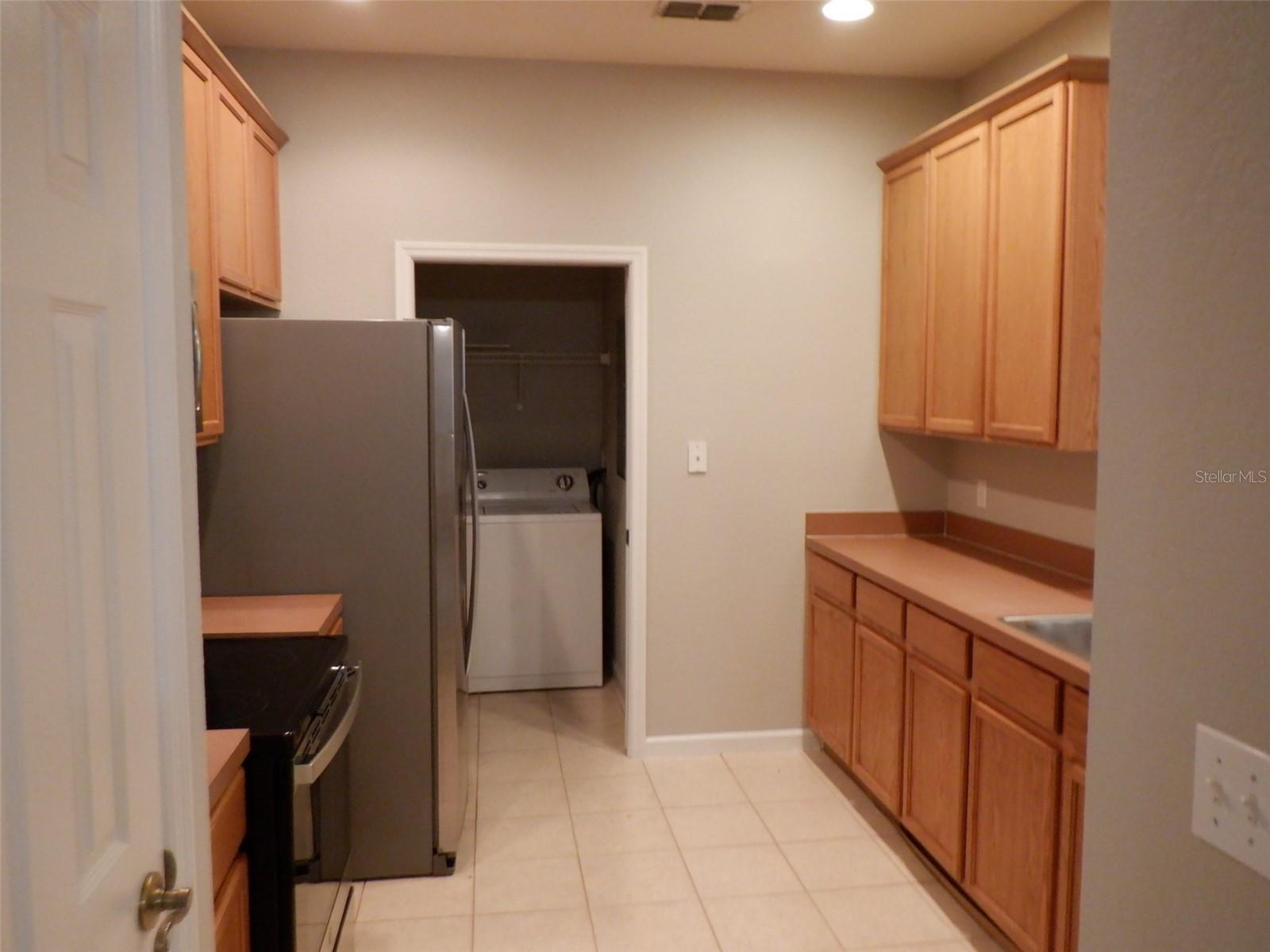 Image 13 of 43 For 3025 Greystone Loop 207