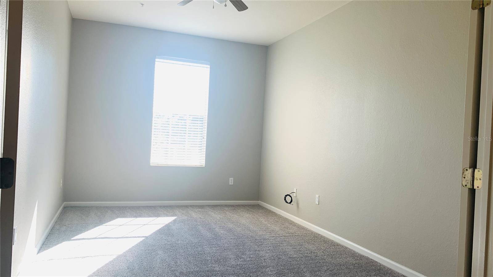 Image 20 of 43 For 3025 Greystone Loop 207