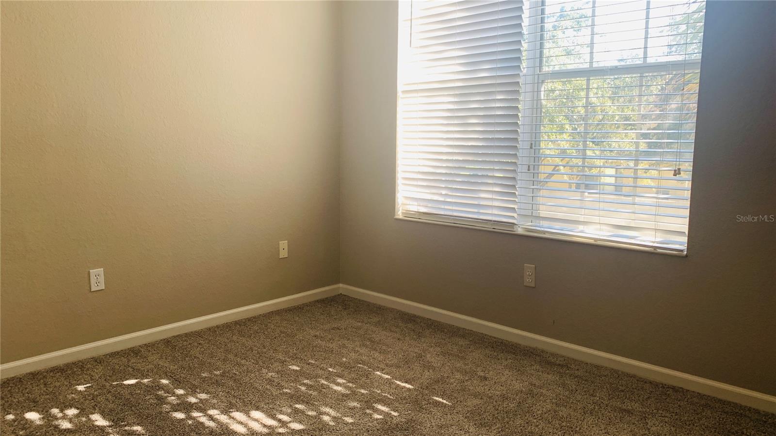 Image 23 of 43 For 3025 Greystone Loop 207