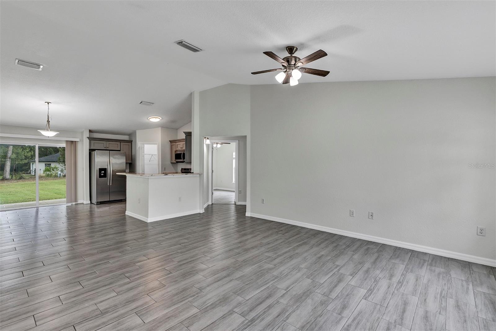 Image 3 of 24 For 12331 67th Terrace Road