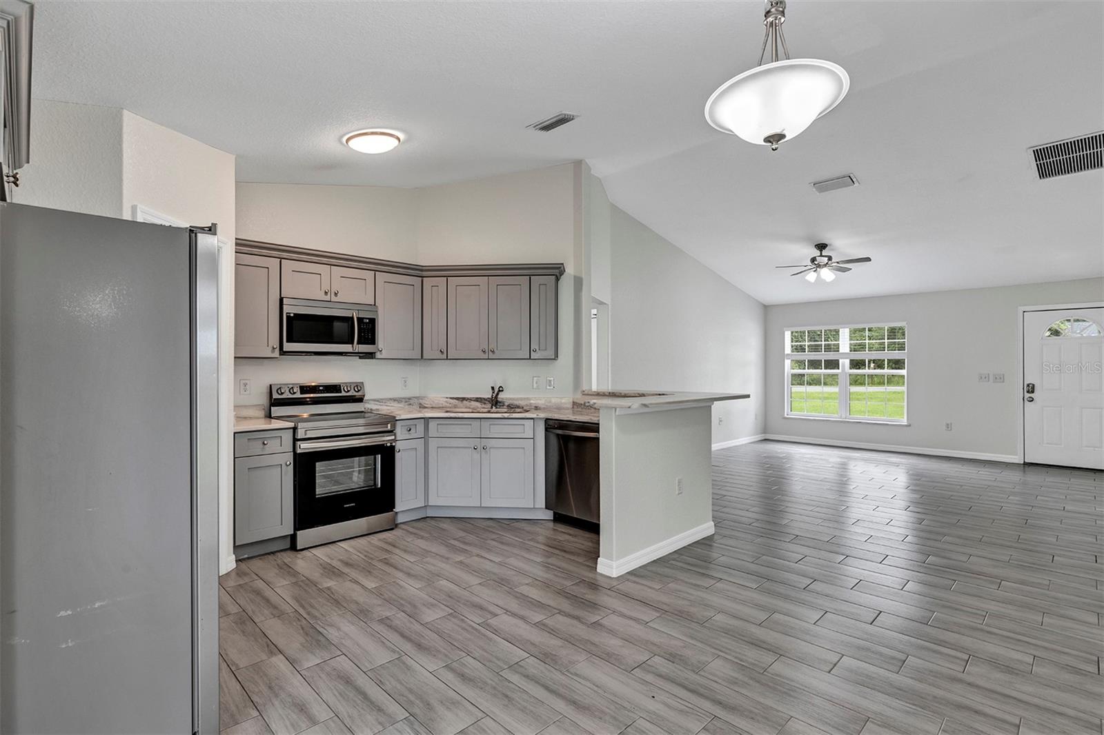 Image 5 of 24 For 12331 67th Terrace Road
