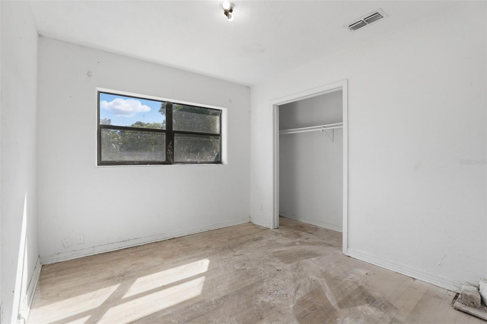 Image 18 of 26 For 5607 Andora Street