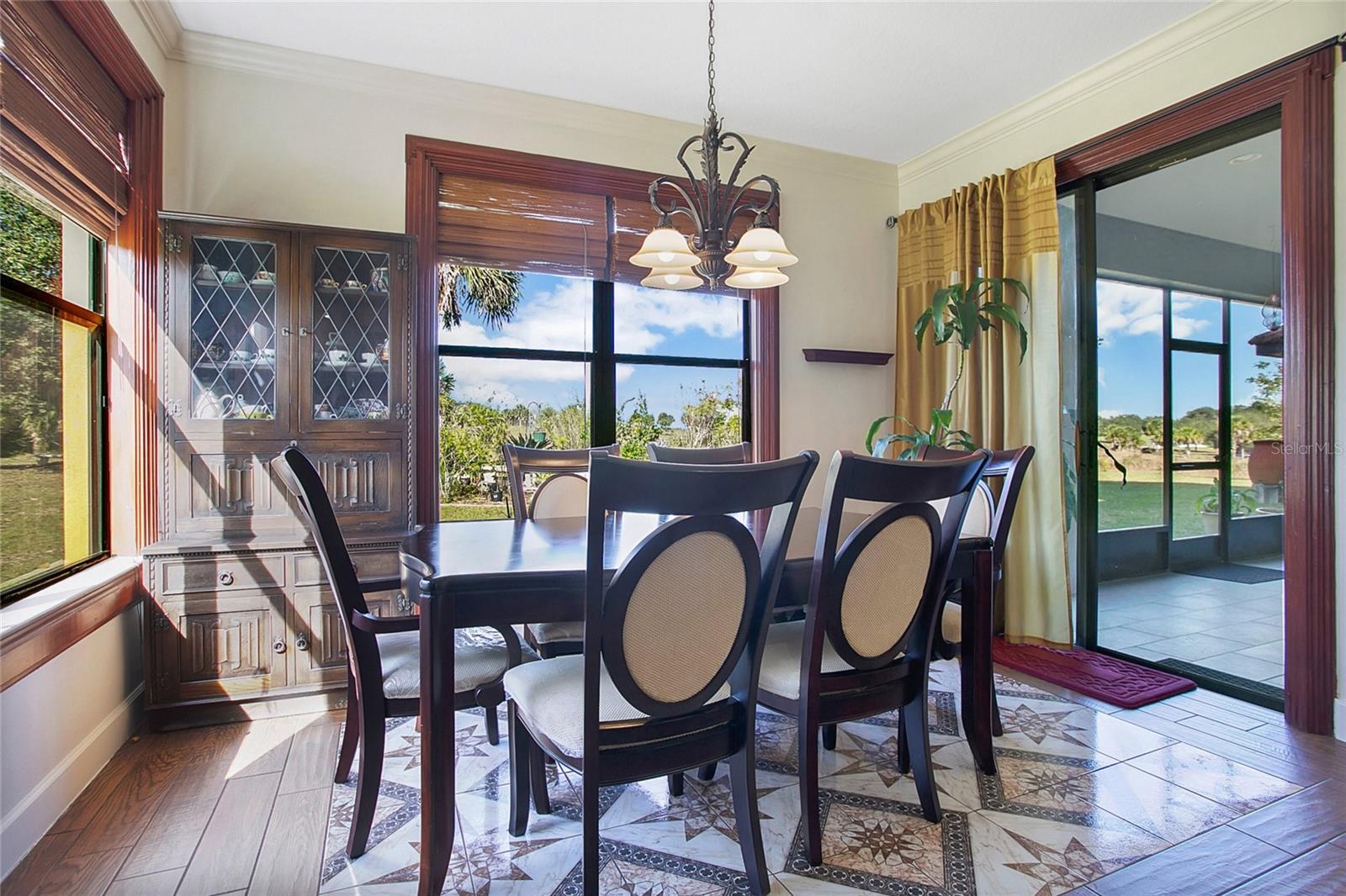 Image 14 of 48 For 23800 Milford Drive