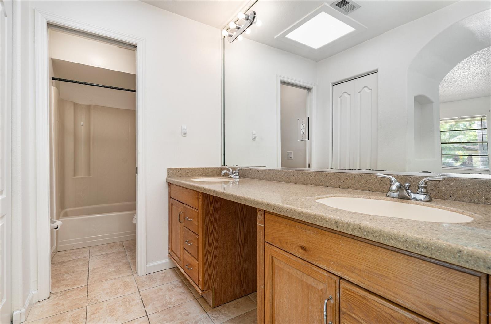 Image 13 of 23 For 807 Poinciana Street