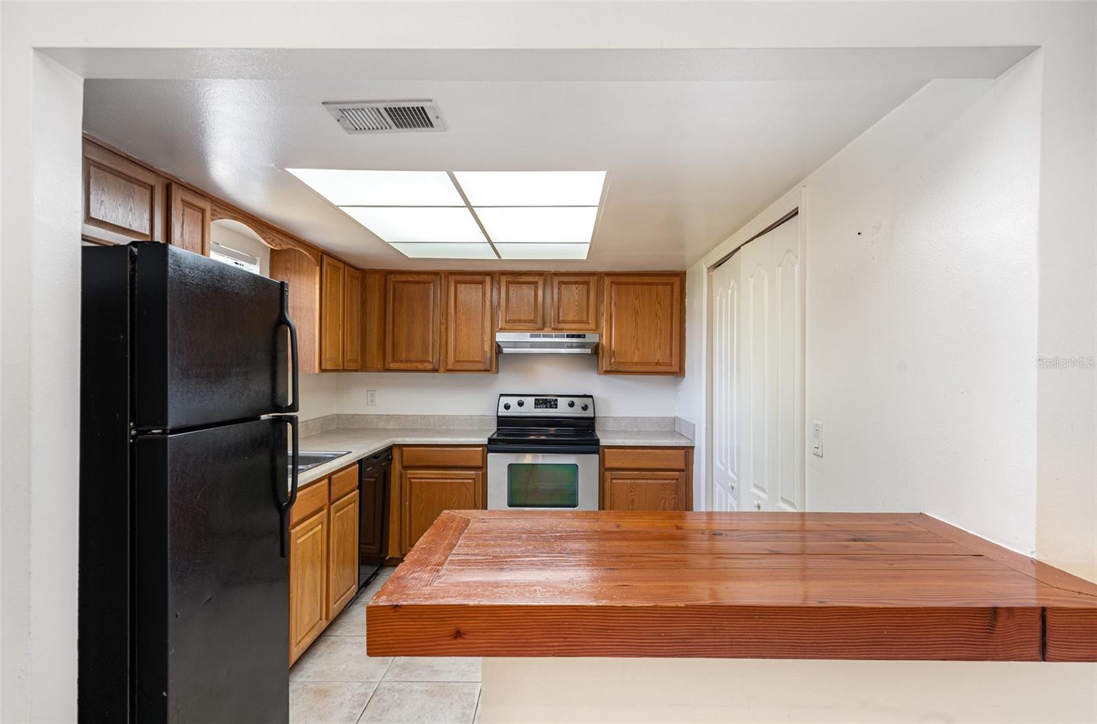 Image 7 of 23 For 807 Poinciana Street