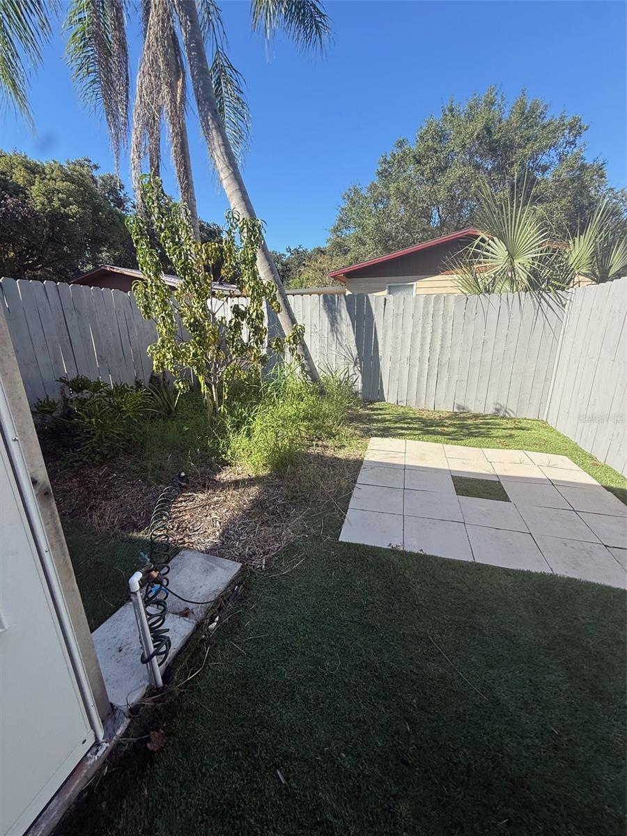 Image 15 of 15 For 992 Stucki Terrace