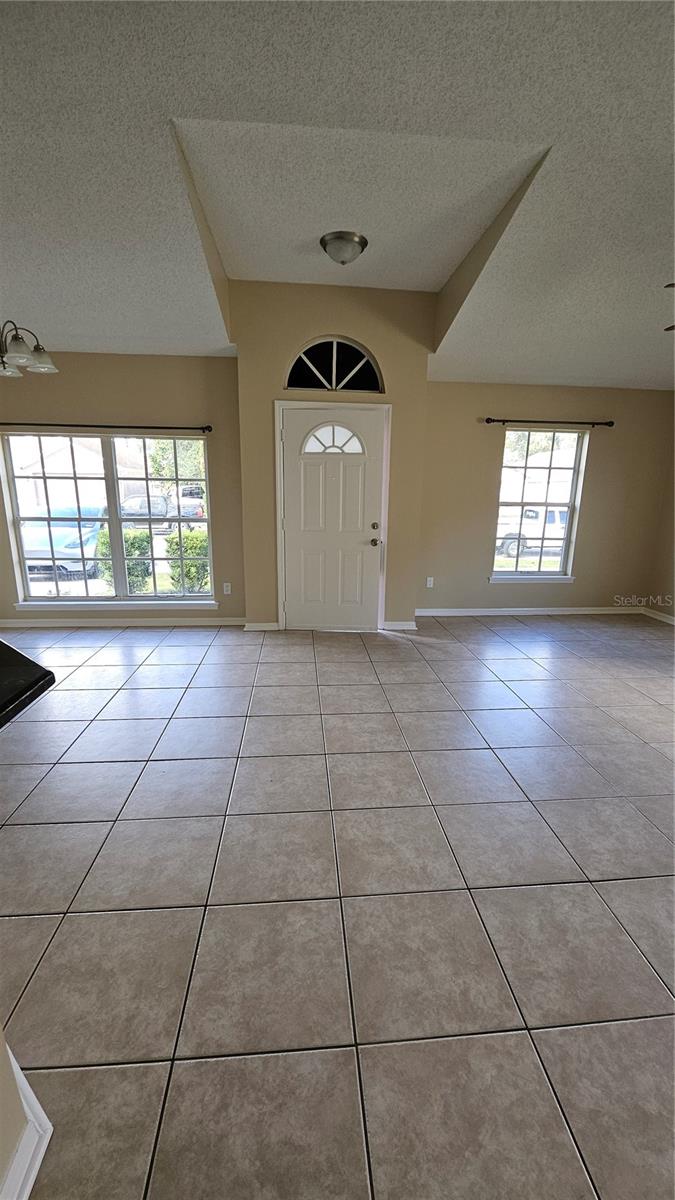 Image 18 of 20 For 7831 Hidden Hollow Drive