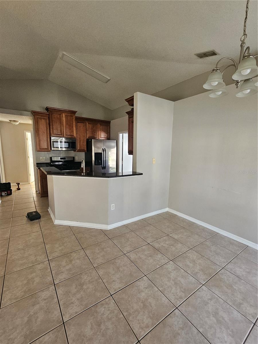 Image 3 of 11 For 7831 Hidden Hollow Drive