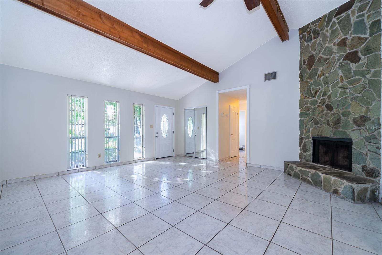 Image 5 of 15 For 165 Fiesta Drive