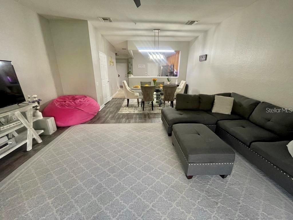 Image 7 of 15 For 2838 Villafuerte Point 104