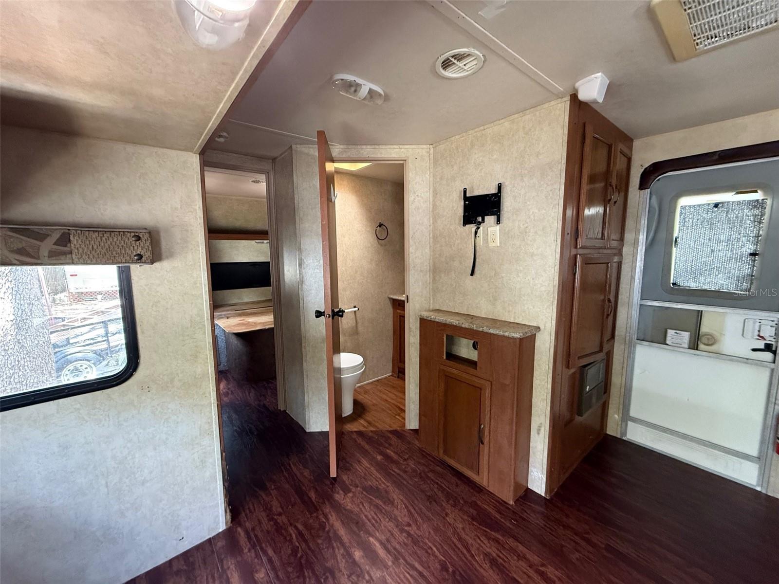 Image 5 of 15 For 3000 Clarcona Road 2515