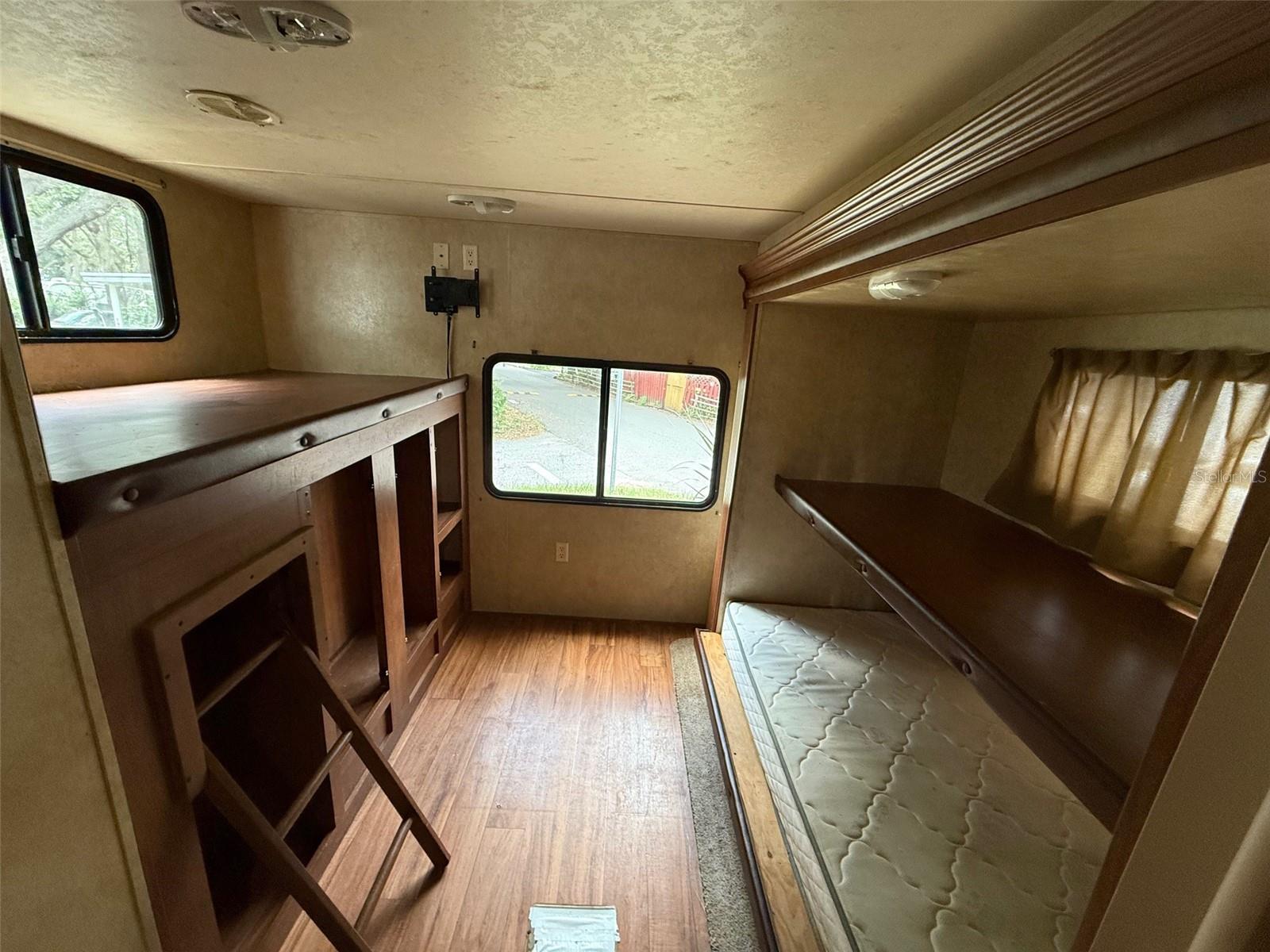 Image 8 of 15 For 3000 Clarcona Road 2515