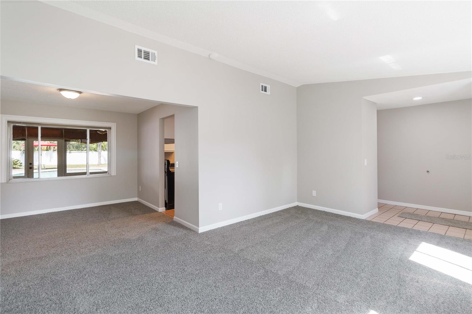 Image 6 of 33 For 1630 Gladiolas Drive