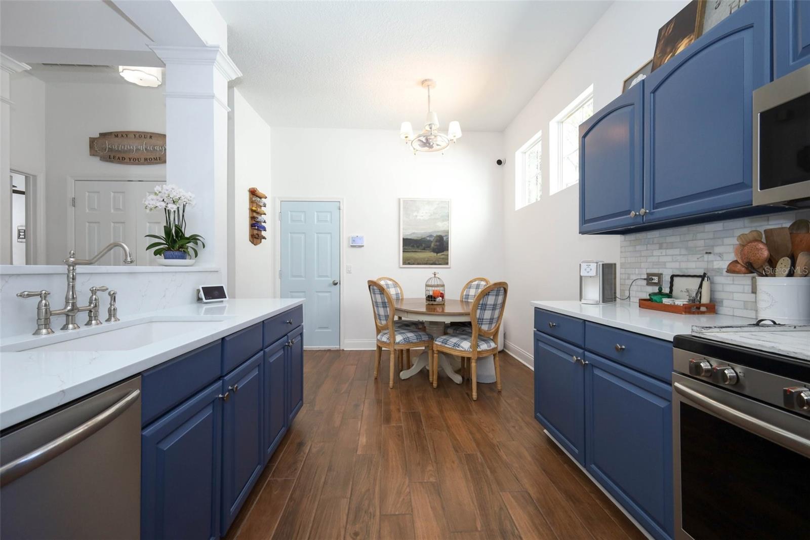 Image 12 of 43 For 169 Longview Avenue