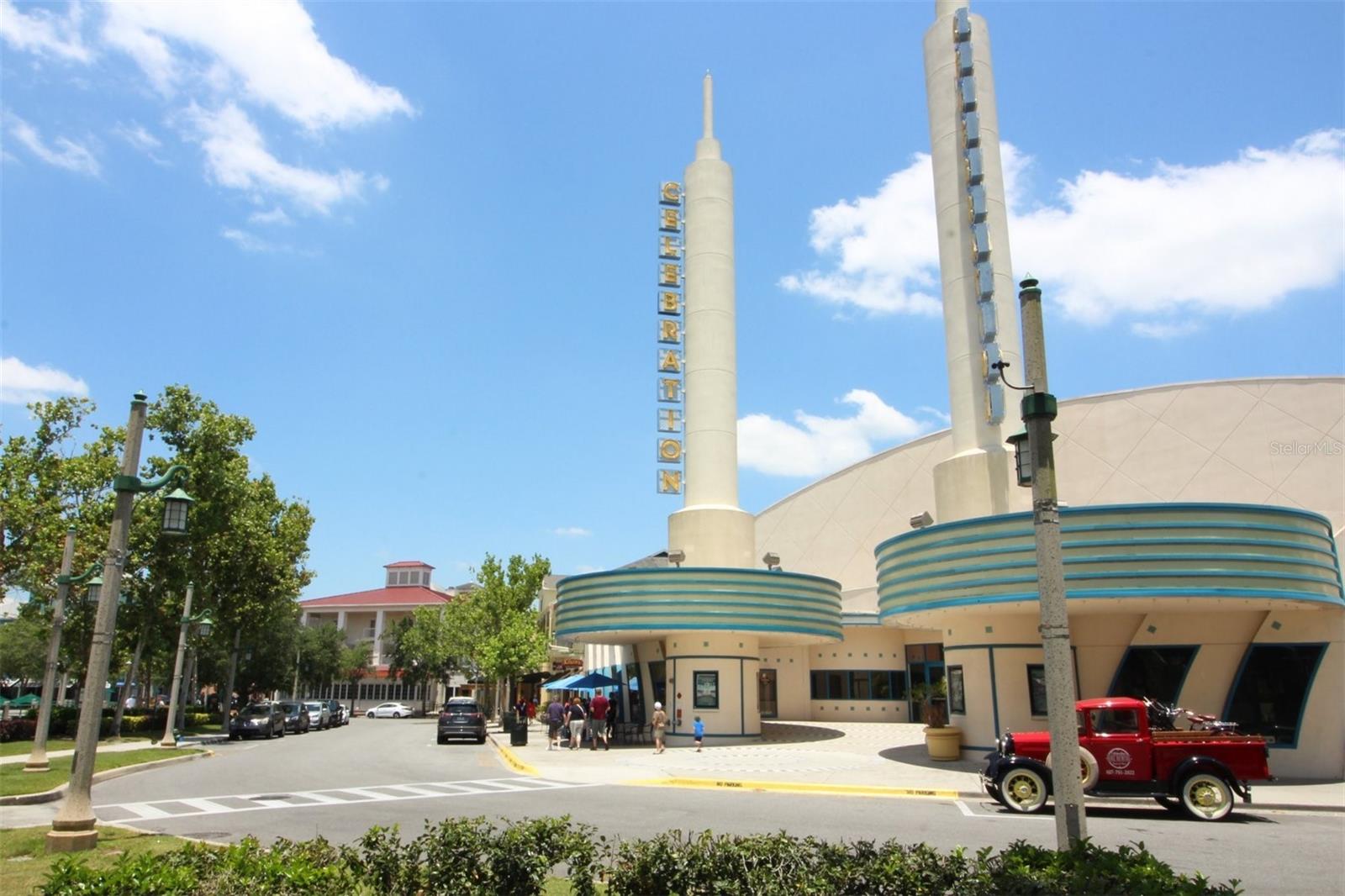 Image 19 of 43 For 169 Longview Avenue