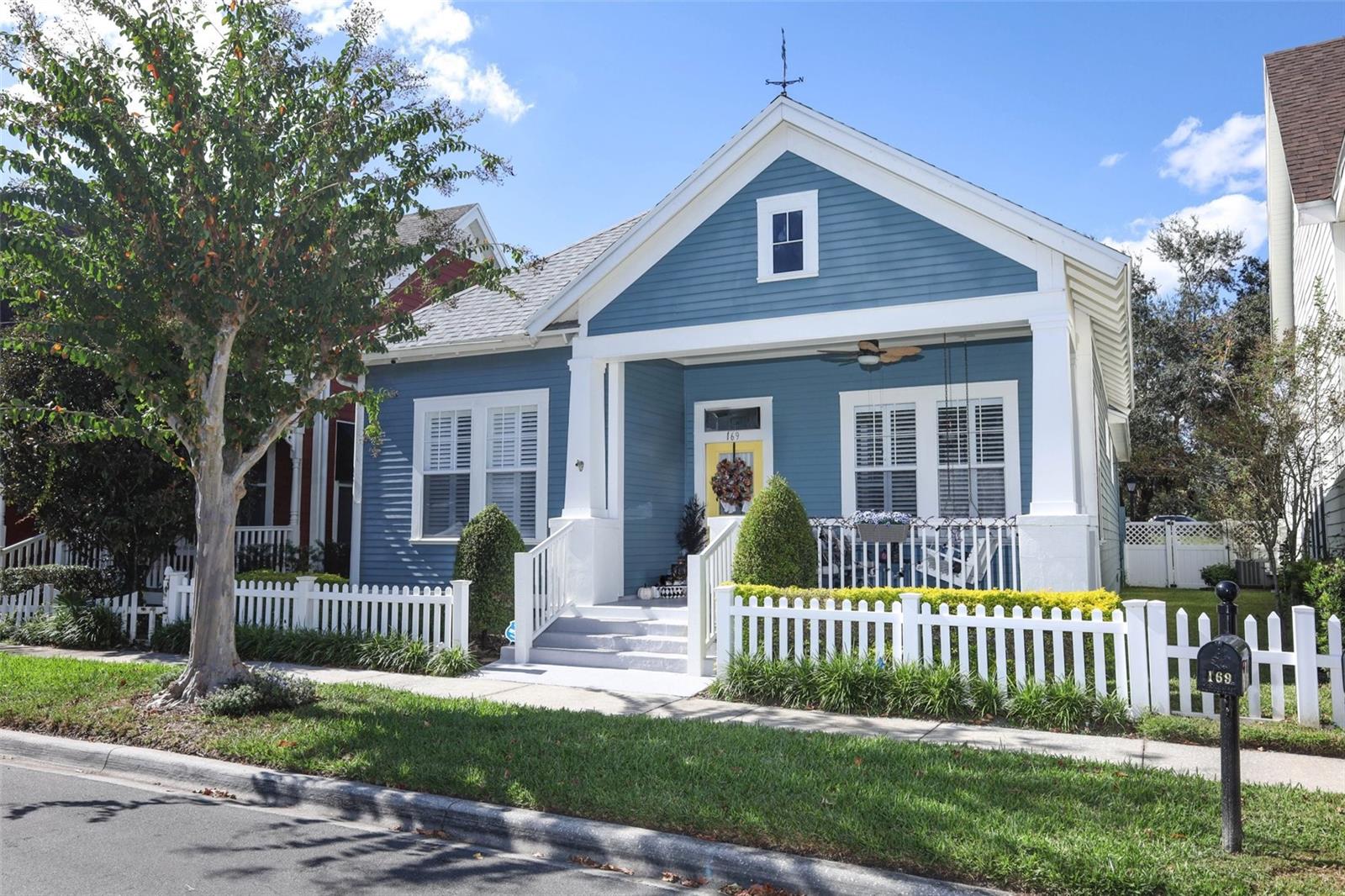 Image 2 of 43 For 169 Longview Avenue