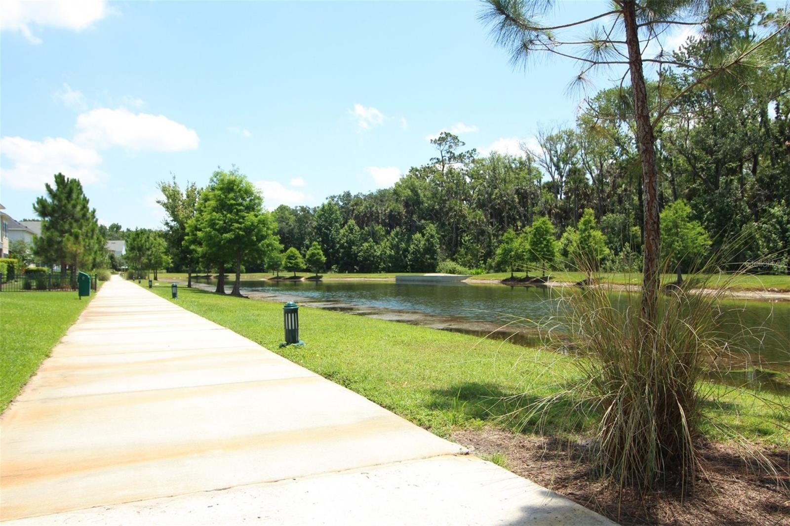 Image 21 of 43 For 169 Longview Avenue