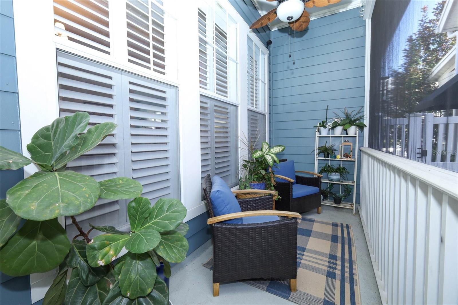 Image 24 of 43 For 169 Longview Avenue