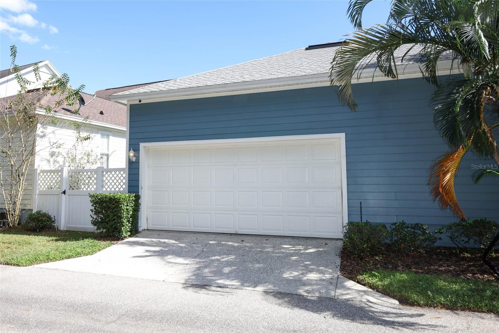 Image 28 of 43 For 169 Longview Avenue