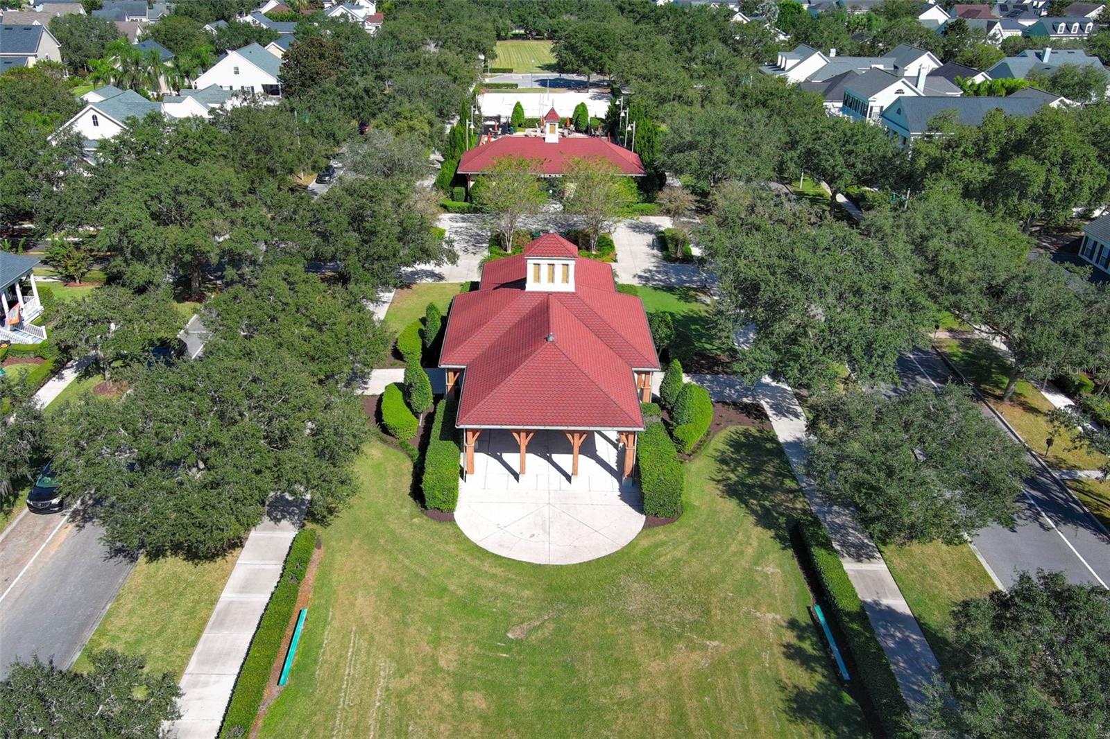 Image 34 of 43 For 169 Longview Avenue