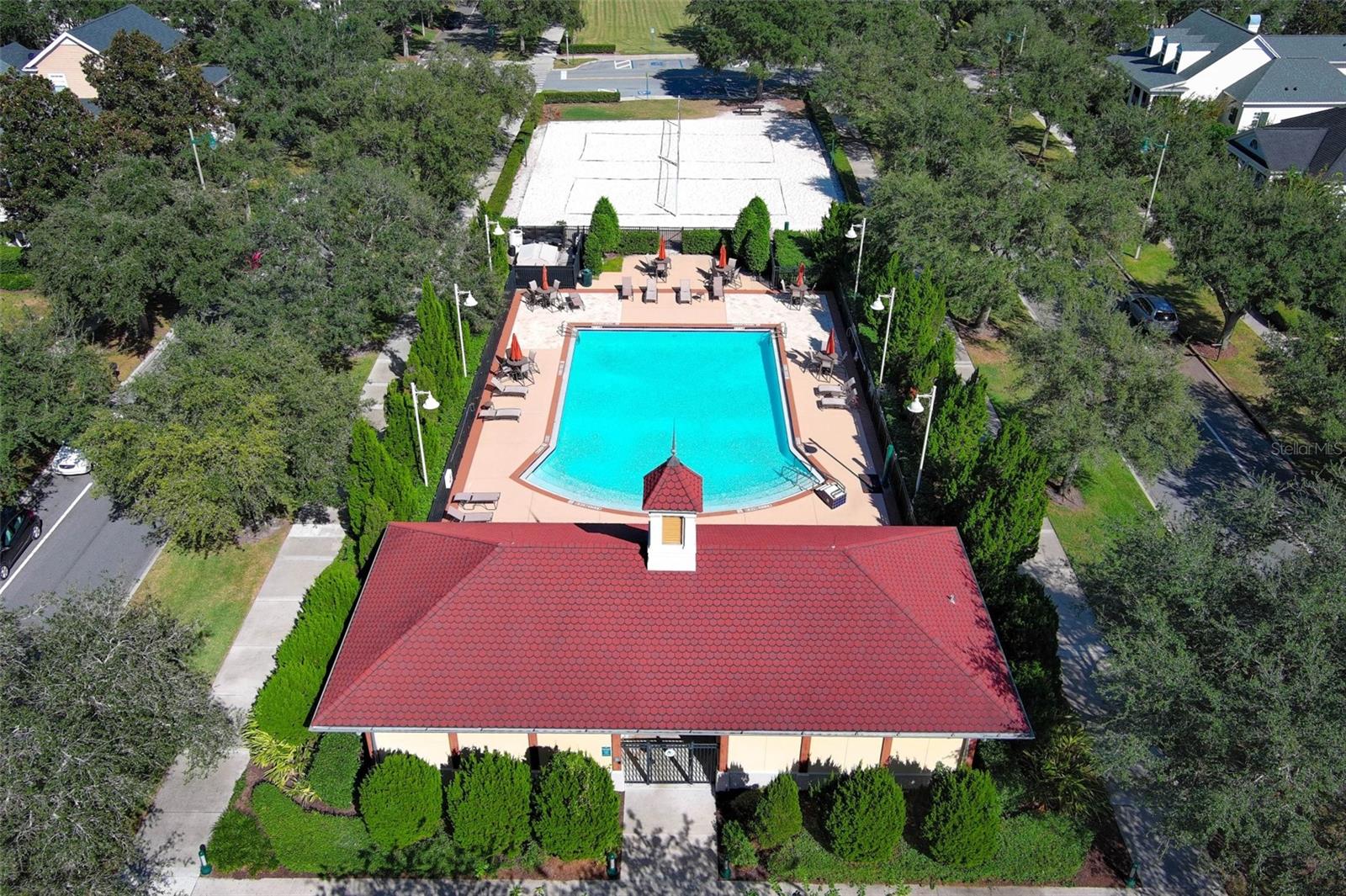 Image 35 of 43 For 169 Longview Avenue