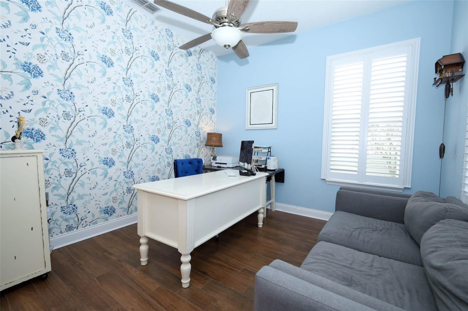 Image 5 of 43 For 169 Longview Avenue