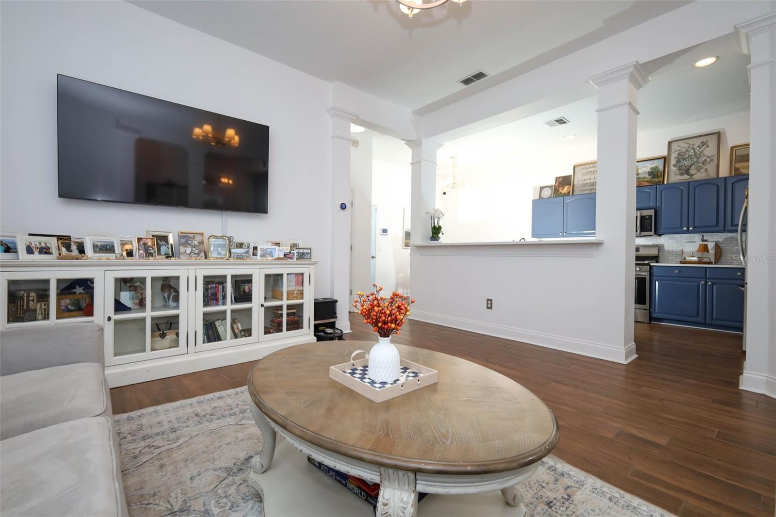 Image 9 of 43 For 169 Longview Avenue