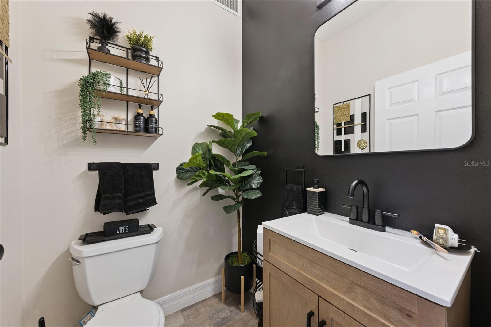 Image 21 of 57 For 3305 Red Fox Drive