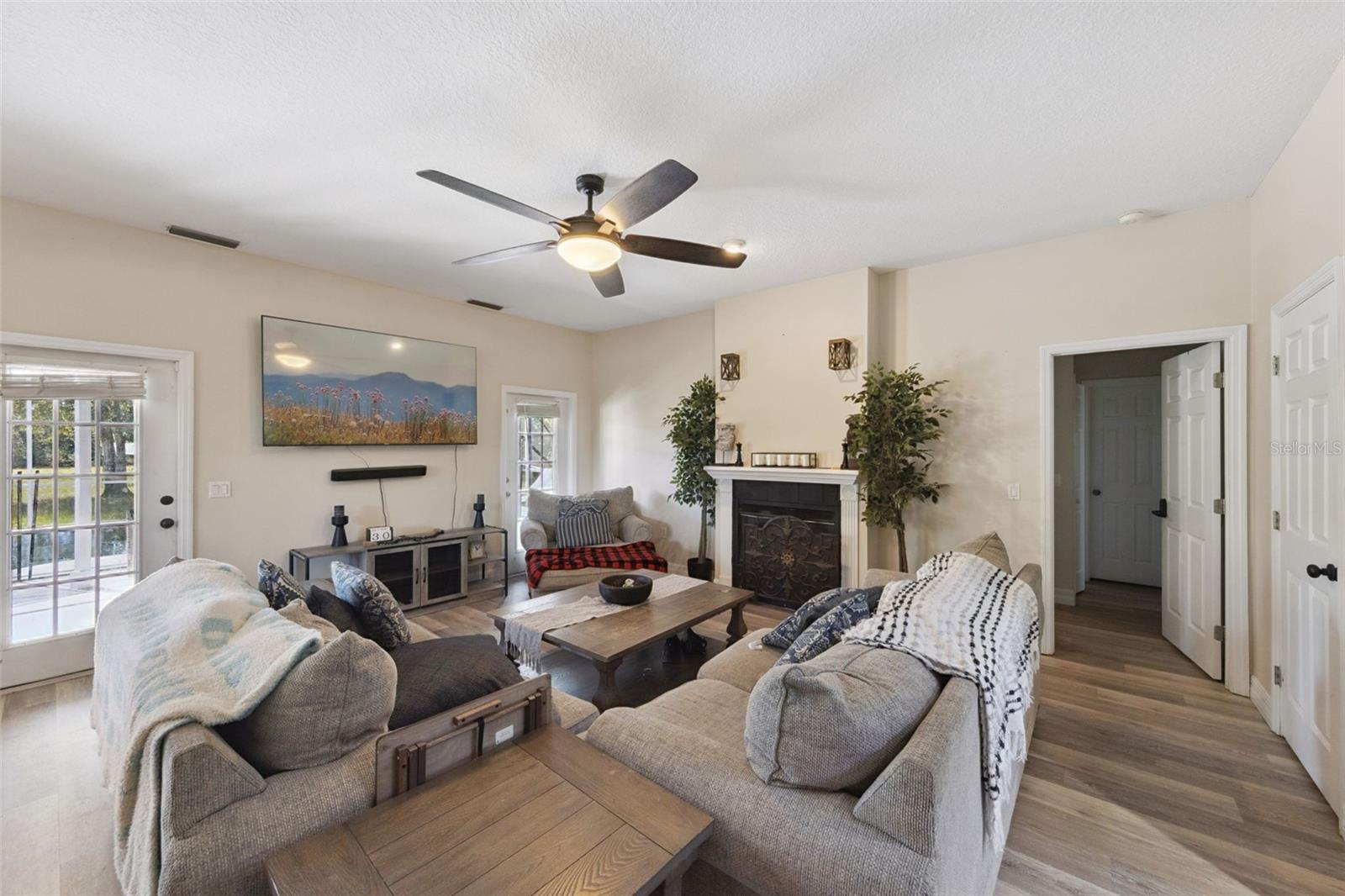 Image 5 of 57 For 3305 Red Fox Drive