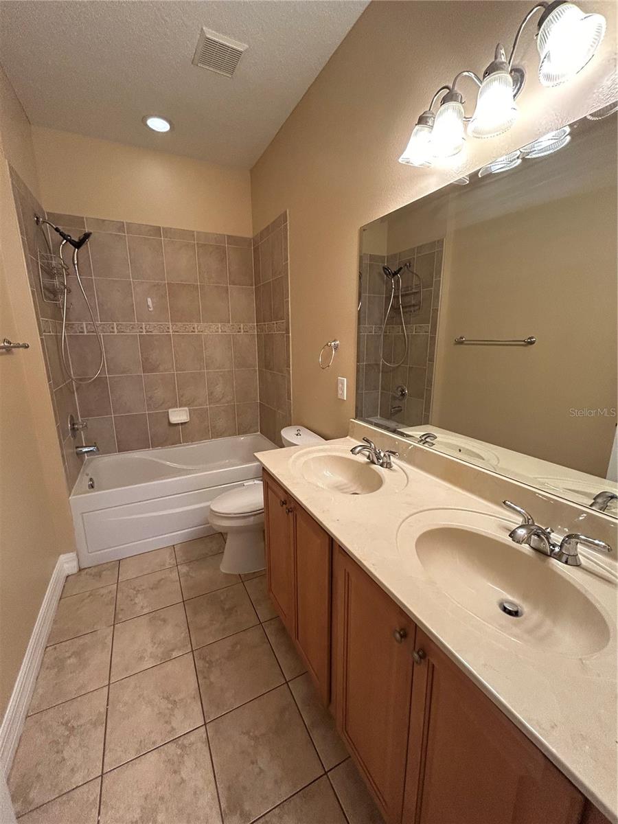 Image 23 of 30 For 2348 Wild Tamarind Boulevard