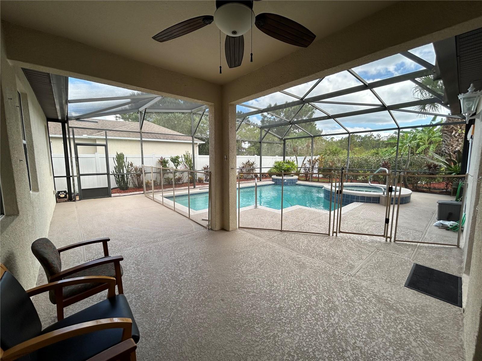 Image 3 of 30 For 2348 Wild Tamarind Boulevard