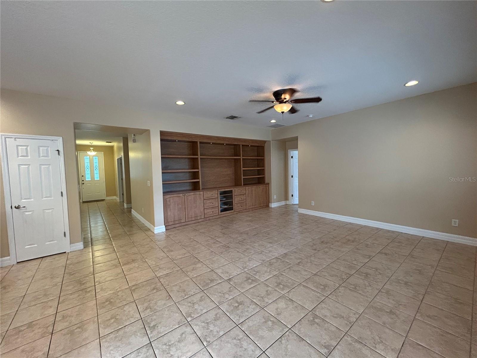 Image 9 of 30 For 2348 Wild Tamarind Boulevard