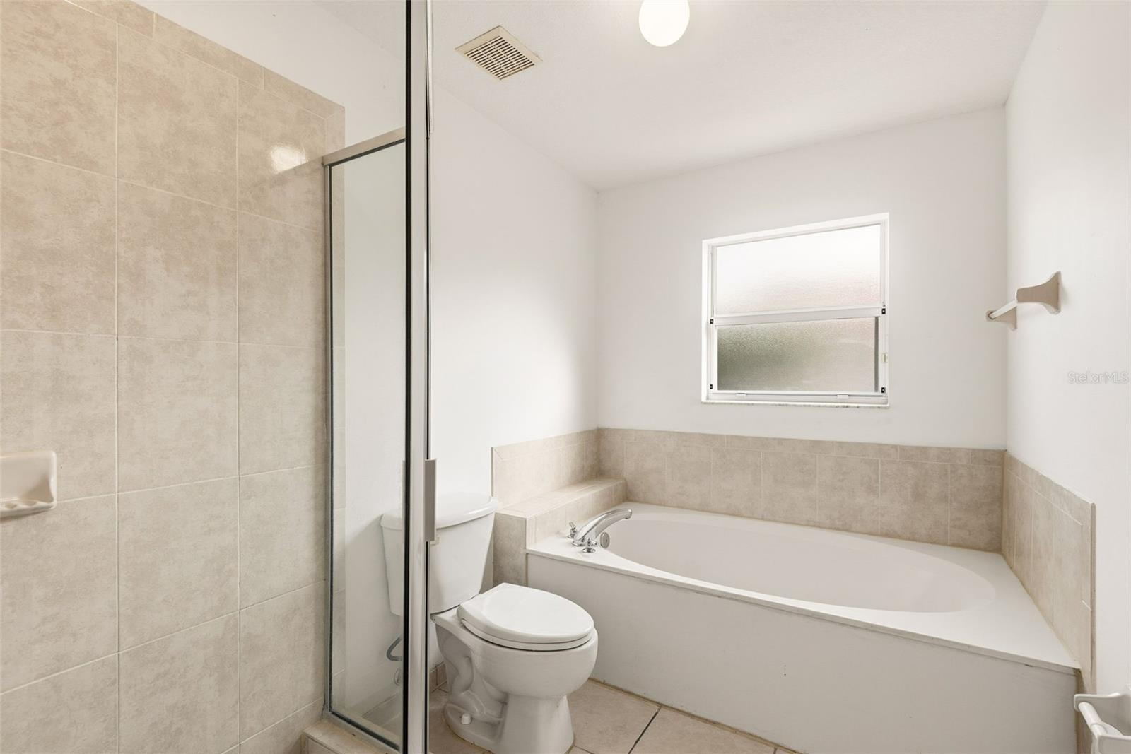 Listing photo id 14 for 8914 222nd Terrace