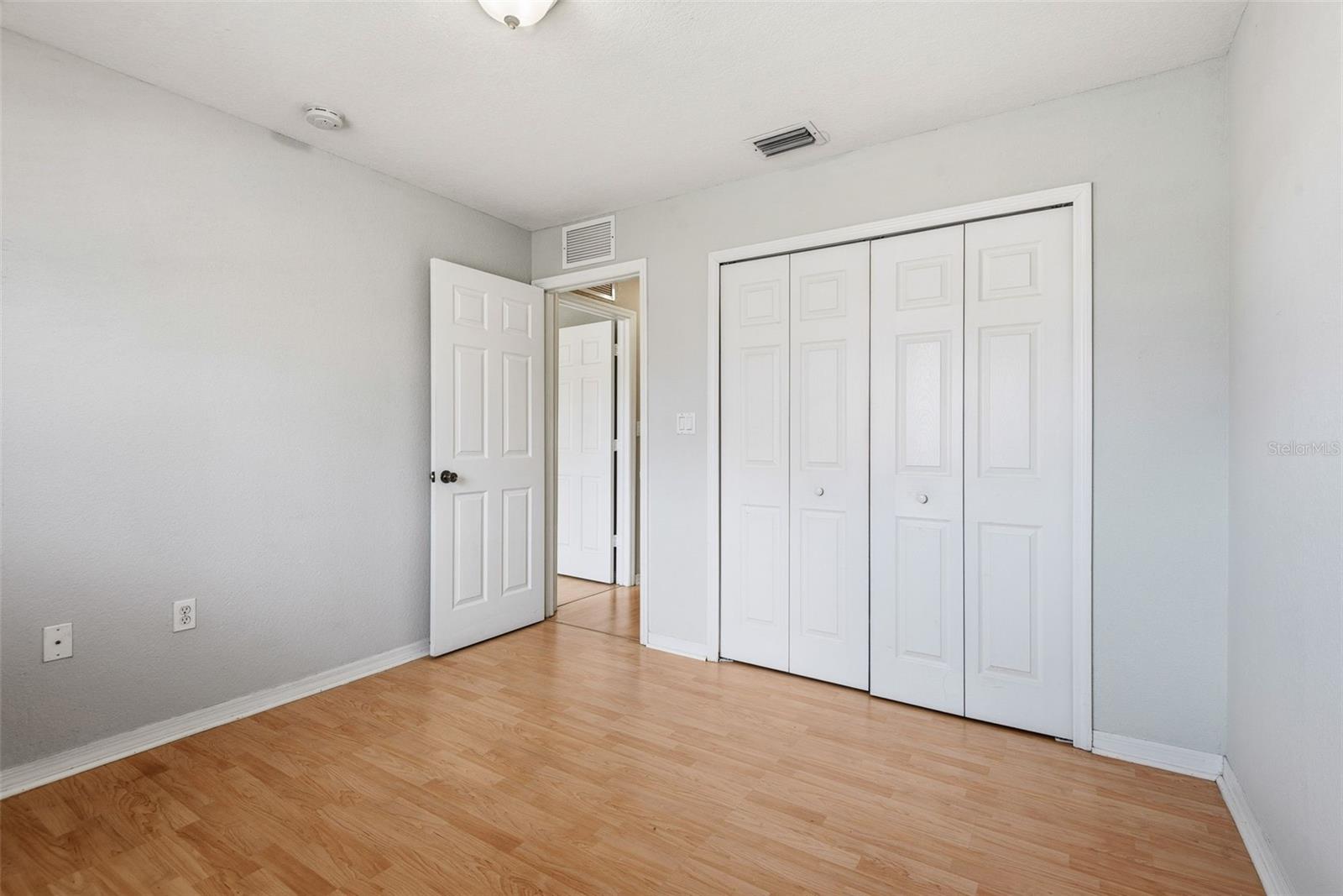 Listing photo id 22 for 8914 222nd Terrace