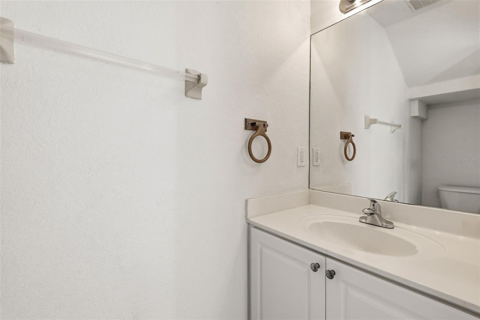 Listing photo id 24 for 8914 222nd Terrace