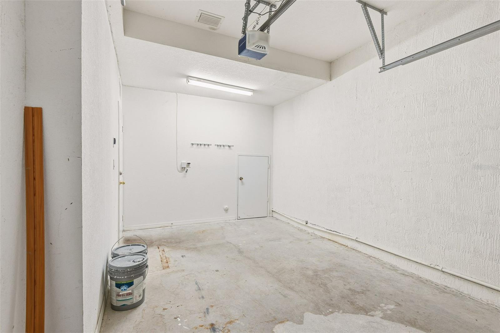 Listing photo id 26 for 8914 222nd Terrace