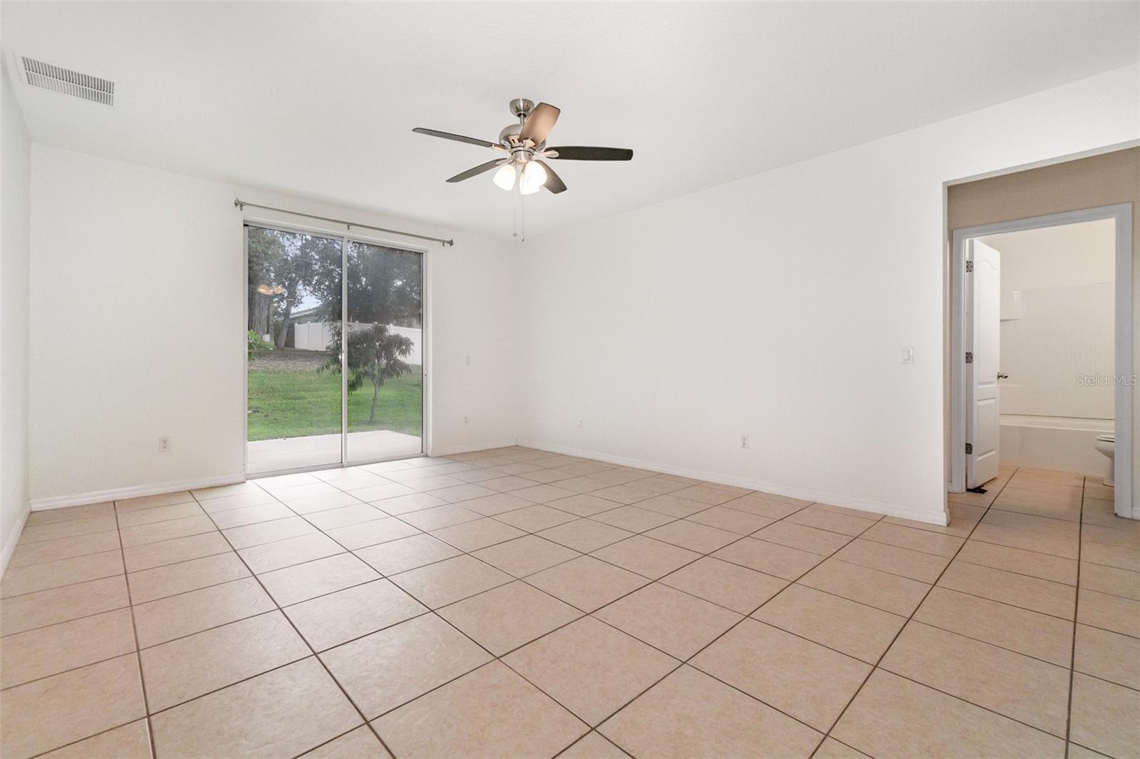 Image 4 of 16 For 152 Prairie Falcon Drive