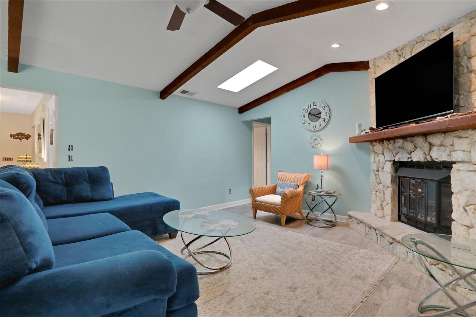 Image 10 of 47 For 1212 Ruthbern Road